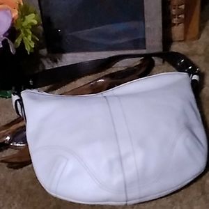 🍀Coach Leather Hobo -Vintage